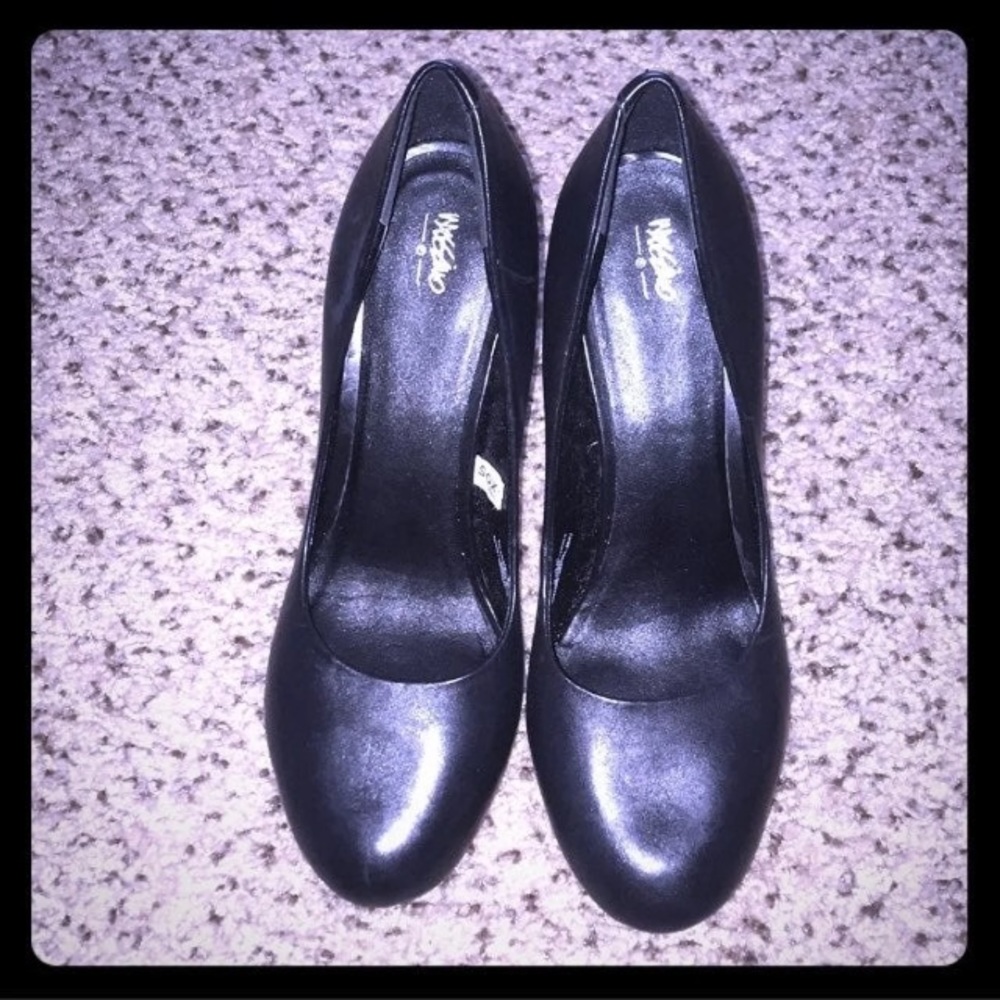 🛍Black Leather Mossimo Heels Sz 8